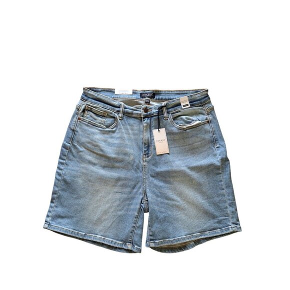 Judy Blue High Waist Light Wash Denim Shorts 3XL Cotton Blend New with Tags - Picture 1 of 8